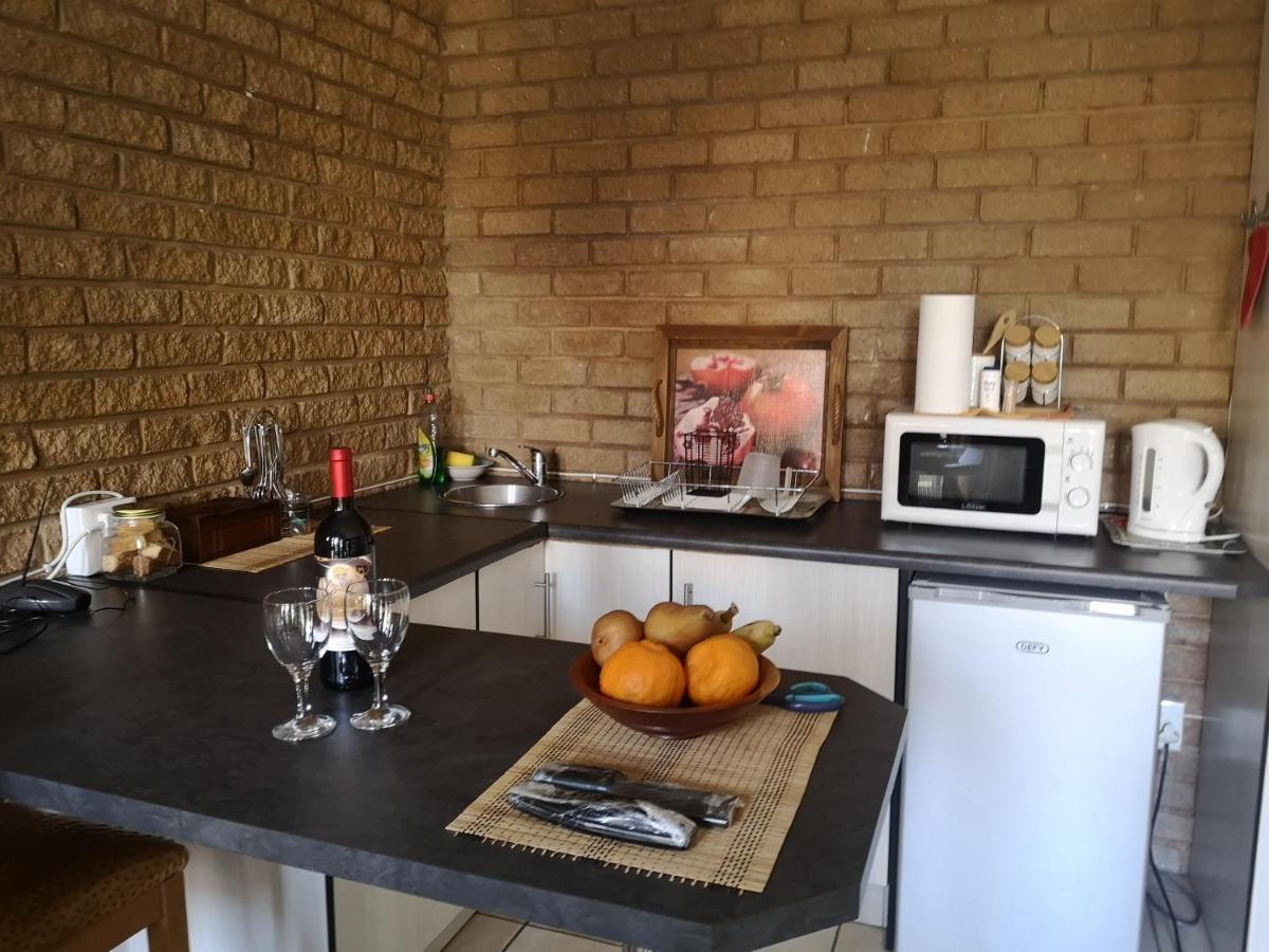 800@Merton Pretoria-Noord Exteriör bild