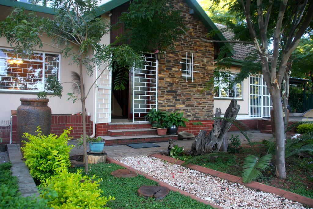 800@Merton Pretoria-Noord Exteriör bild